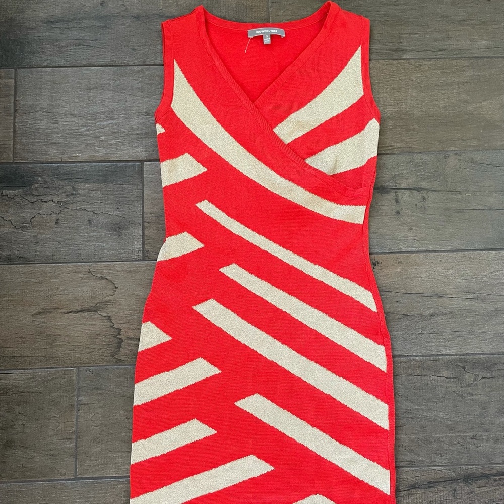 NWOT Orange and Gold Bodycon Sleeveless Dress